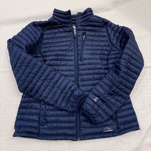 L.L. Bean Women’s size Large downtek 850 down packable navy sweater jacket